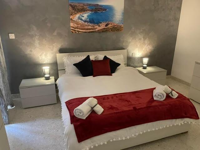 Spacious 3 Bedroom Apartment In The Heart Of St Julians San Ġiljan Kültér fotó
