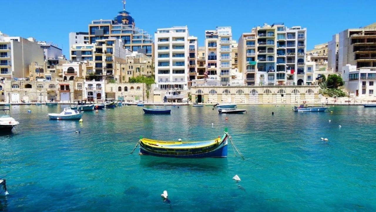 Spacious 3 Bedroom Apartment In The Heart Of St Julians San Ġiljan Kültér fotó